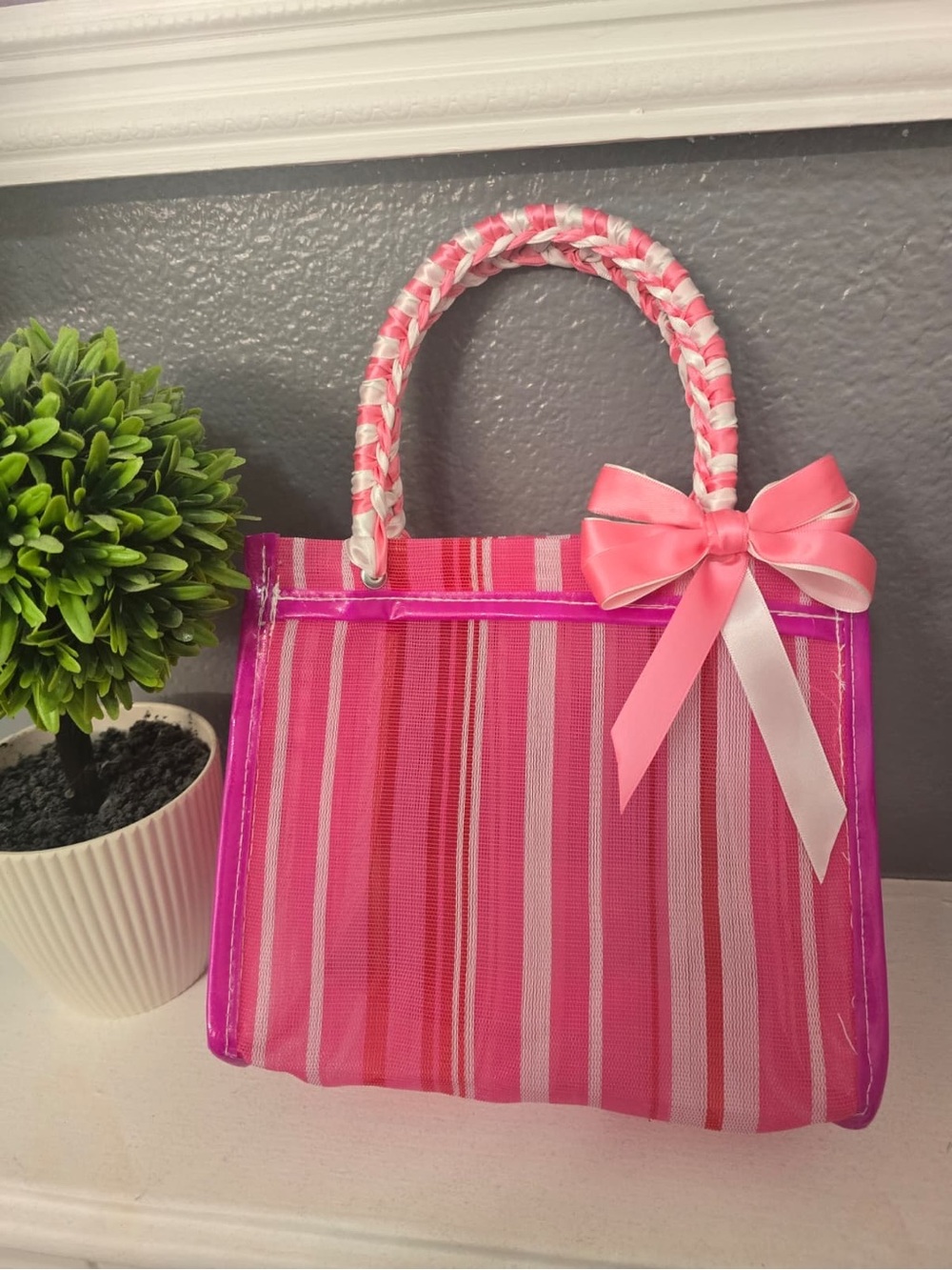 Traditional Mexican Mercado Tote  - Vibrant Pink Mesh Bolsita